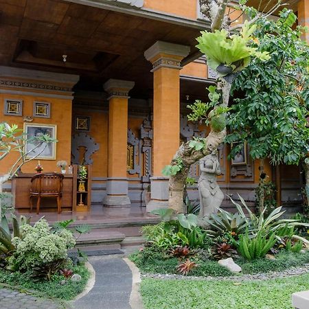 Desak Putu Putra Home Stay Убуд Екстериор снимка