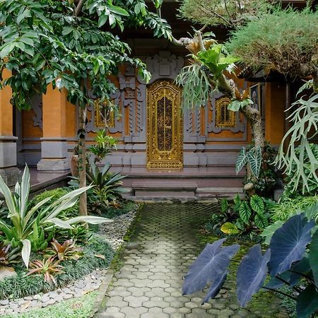 Desak Putu Putra Home Stay Убуд Екстериор снимка